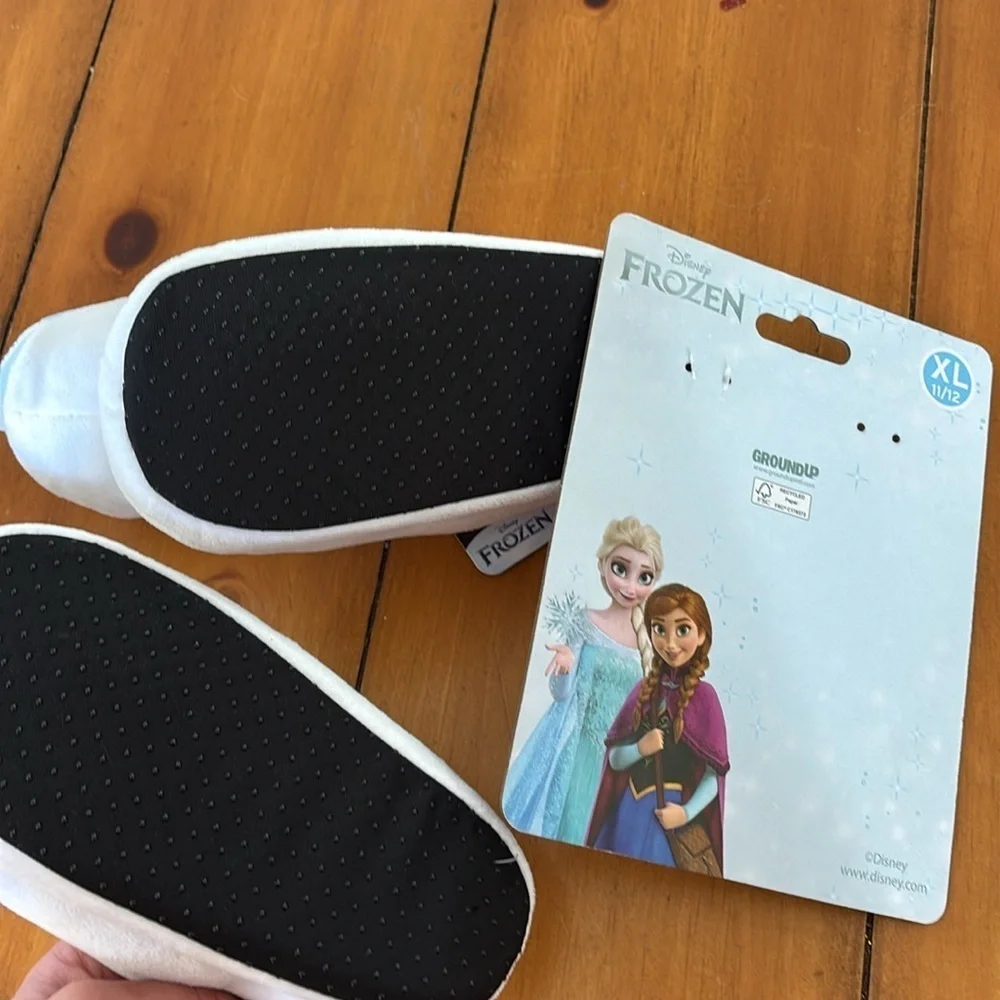 NWT Disney Frozen Olof slippers- warm and cozy size child’s XL 11/12. Brand new